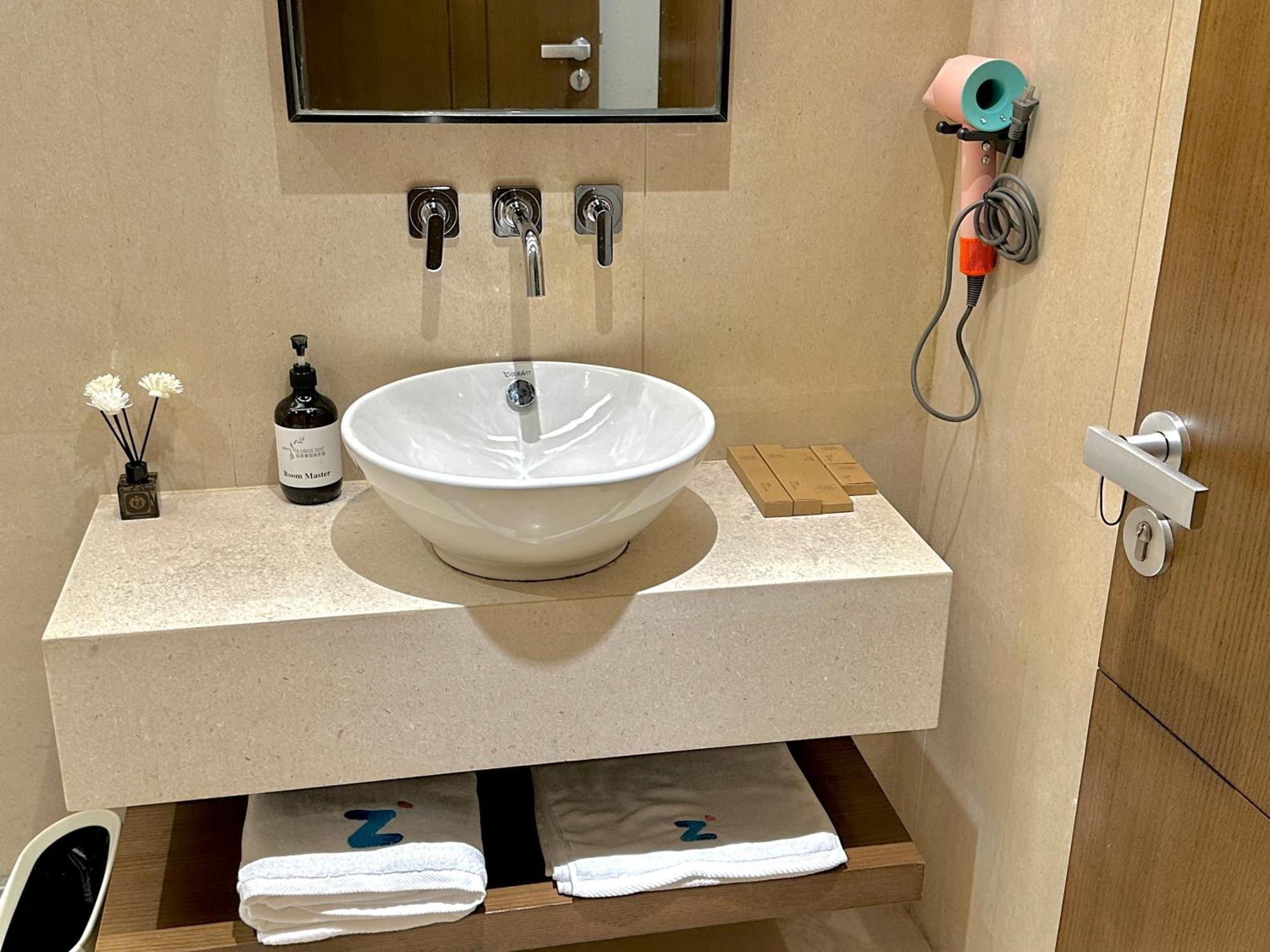 Zhome-Luxury Three-Bedroom Suite-Near The Bund شانغهاي المظهر الخارجي الصورة